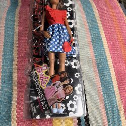 Barbie Fashionistas Red Ruffles #11 CLN68 NRFB ~ Box Wear