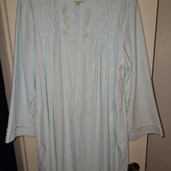 Women's Knee Length Robe