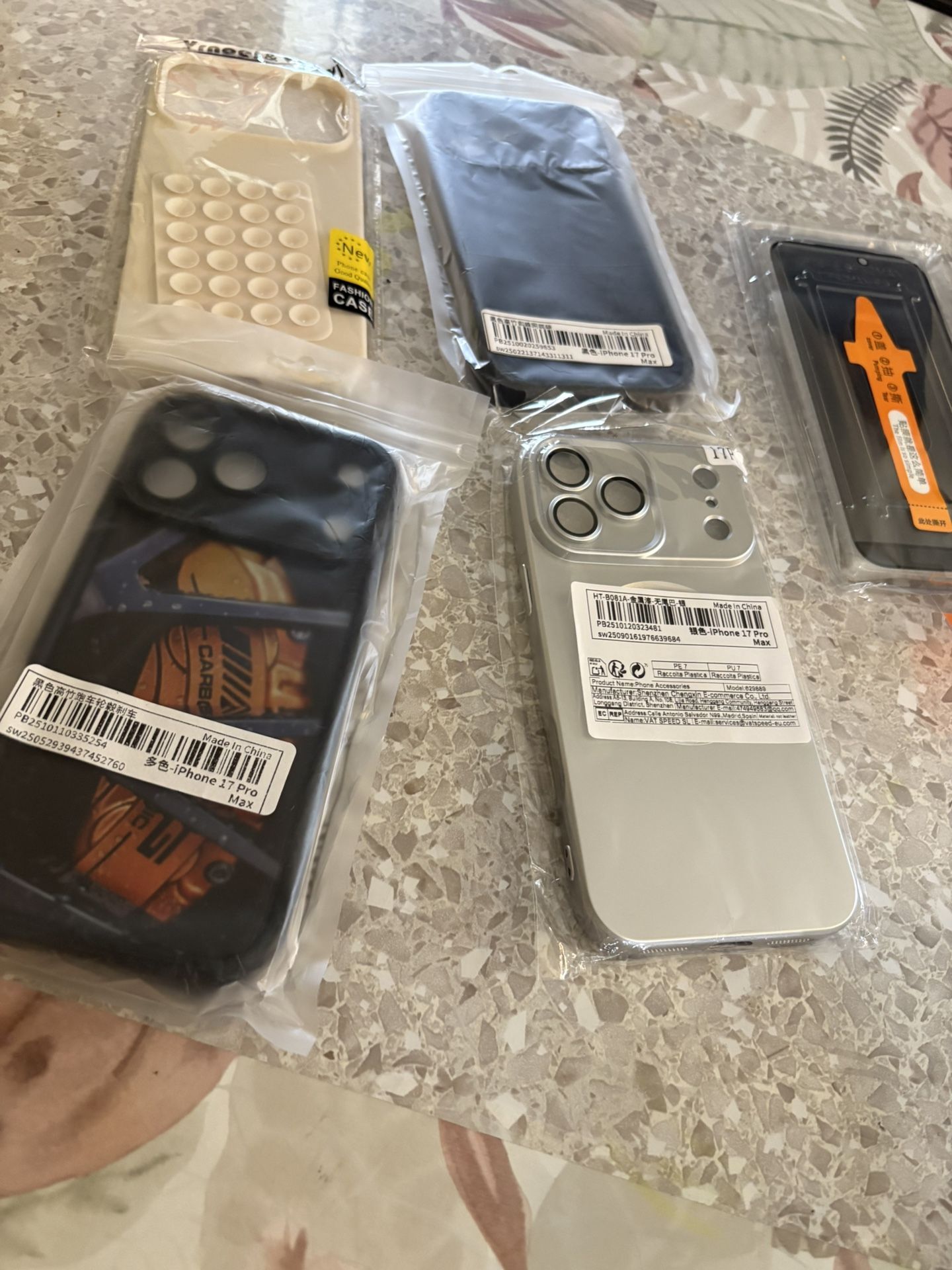 Brand New iPhone 17 Pro Max Case And Screen Protector