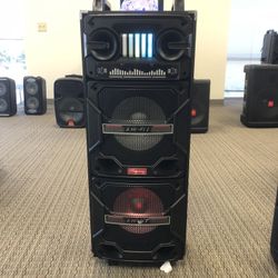 4,000 Watt Rechargeable Bluetooth Speaker/aux/fm/USB And SD Port/microphone For Karaoke/brand New!!