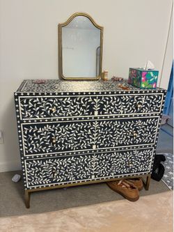 Anthropologie dresser