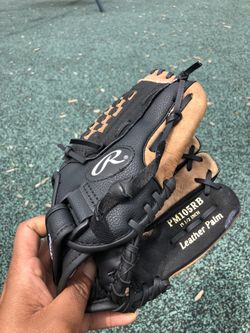 T-ball glove