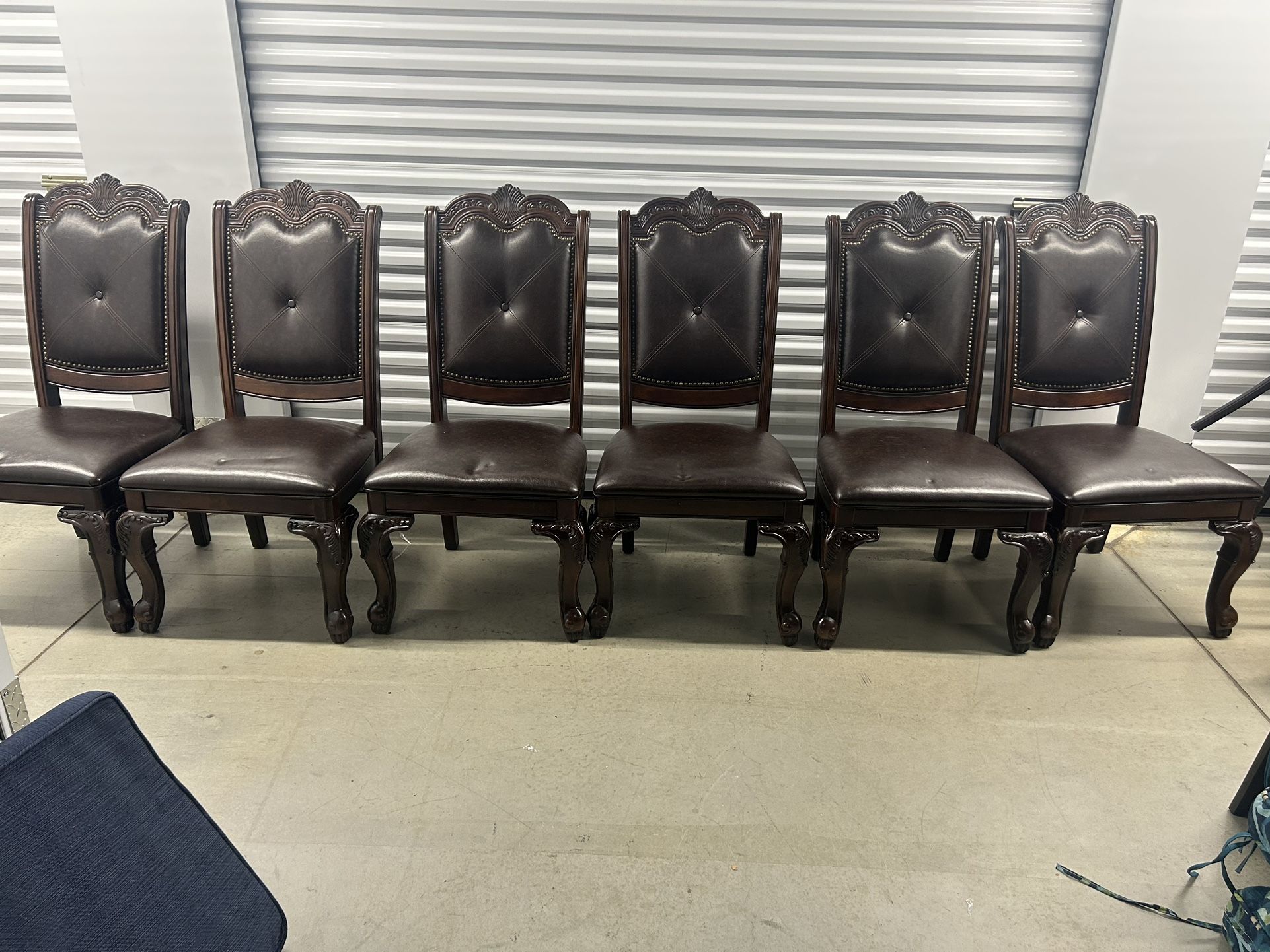 6 Dining Room table Chairs 