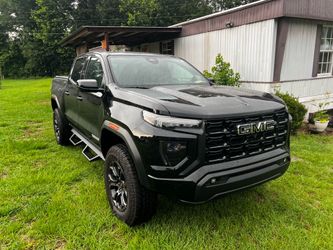 2024 GMC Canyon