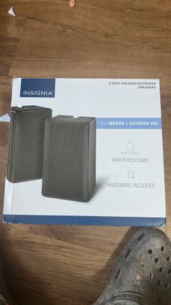 Speaker outdoor/indoor new in box