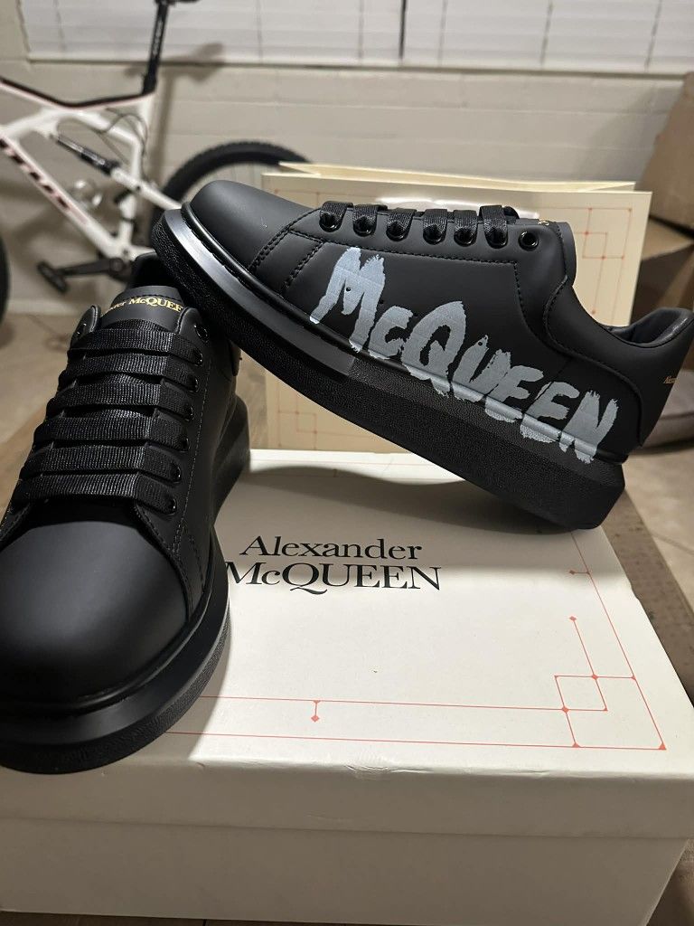 MCQUEEN 8.5/9/9.5/10/10.5/11.