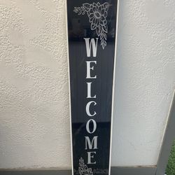 Front Door Welcome Decor Made With Wood and Epoxy Resin