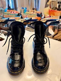 Dr. Martens 1460 W Patent Leather Boots