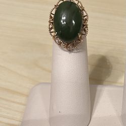 14k Gold Vintage Large, Jade Stone Ring
