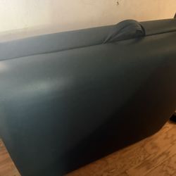 Massage Table 