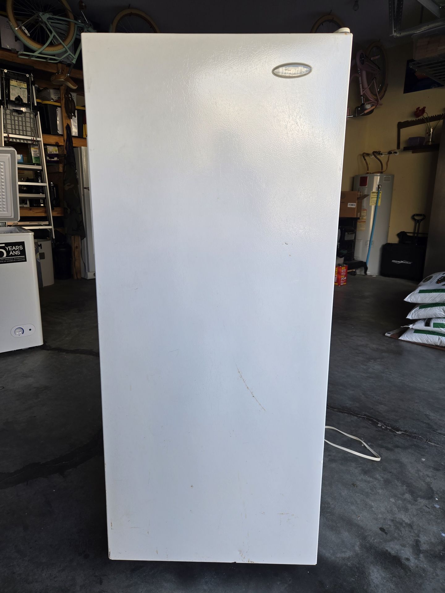 Danby upright 7.2 cubic feet freezer