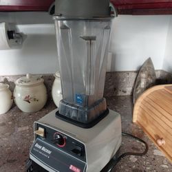 NFS COMMERCIAL VITAMIX BLENDER WITH TIMER 