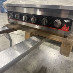 Vollrath 36” Charbroiler 