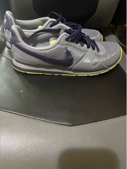 Original used Nike Air -US shoe size:10 Small