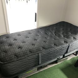 Twin XL Mattress Firm Beauty Rest Black Adjustable Base