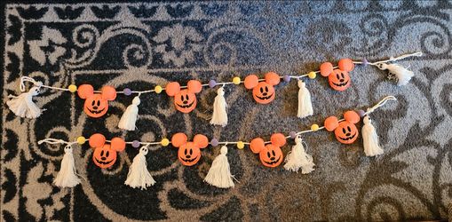 Disney Halloween Mickey Mouse Pumpkin and Ghost Garland Decor