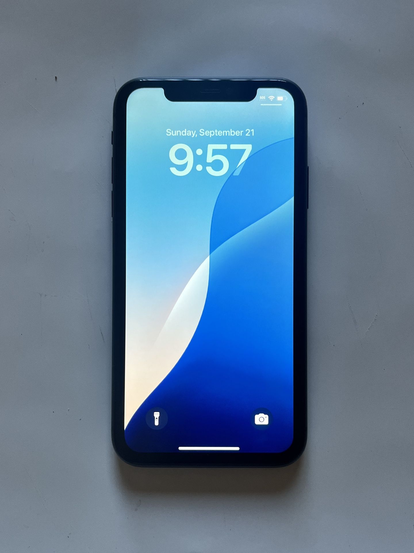 iPhone 11 Black 128GB unlocked 76% battery No Face ID