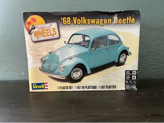 REVELL ‘68 Volkswagen Beetle Model Car Kit. California Wheels. New in Box.