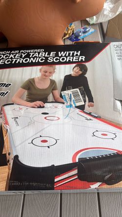 Hockey table with electrical score Hockey table with electronic score