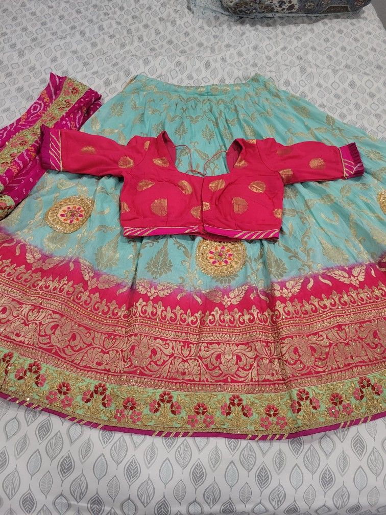Choli Lehnga Sets 