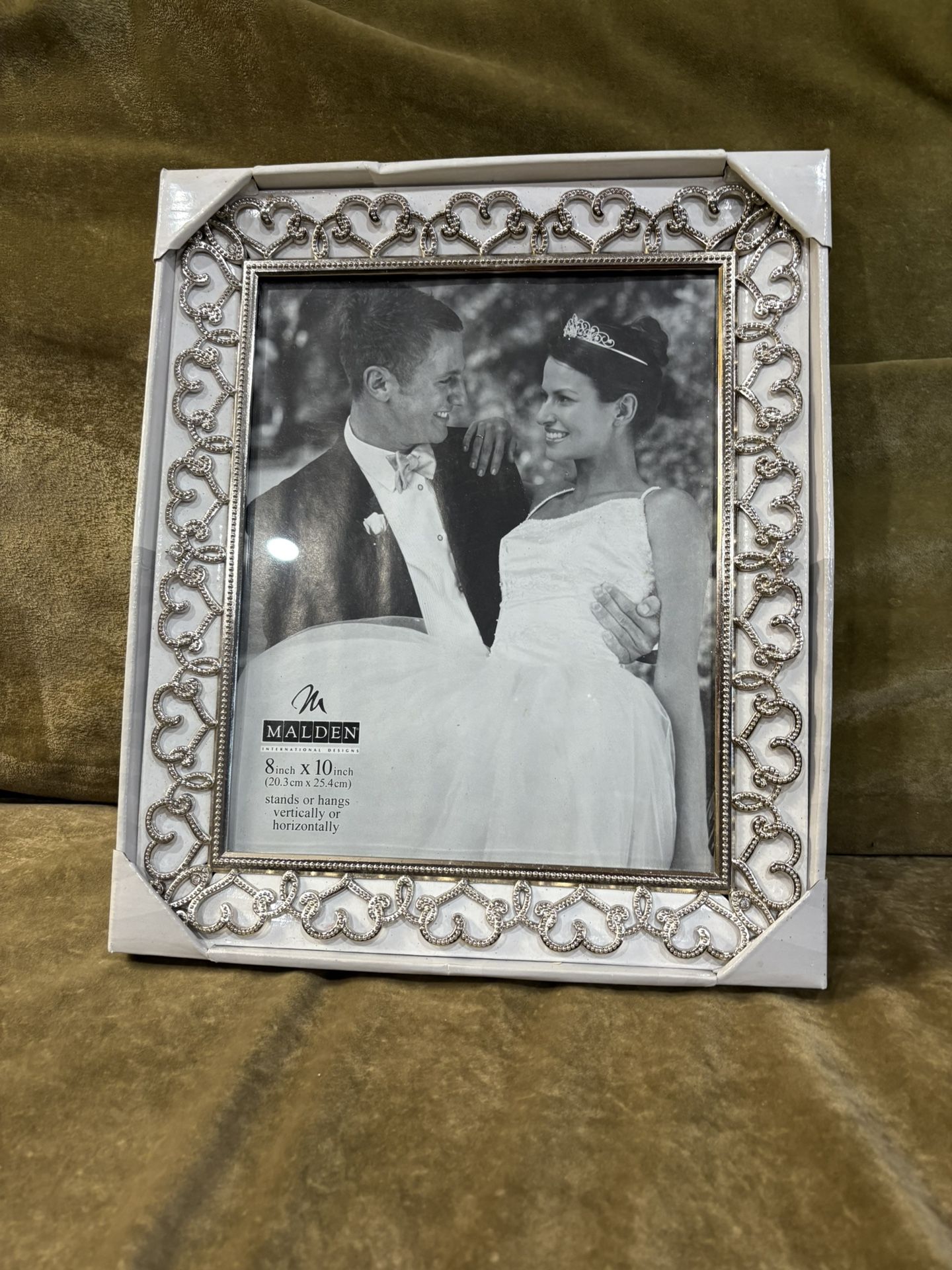 NEW 8x10 WEDDING FRAME