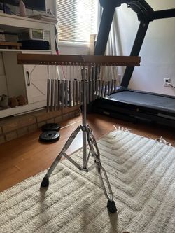 Chimes w/ stand