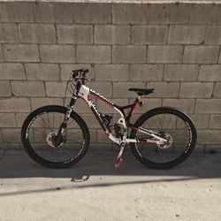 Cannondale Mountain Bike Carbon 1 - Size "L"