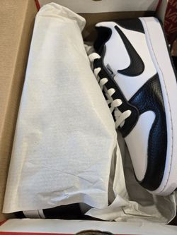 Nike Ebernon Low Prem Black And White Size 9 new