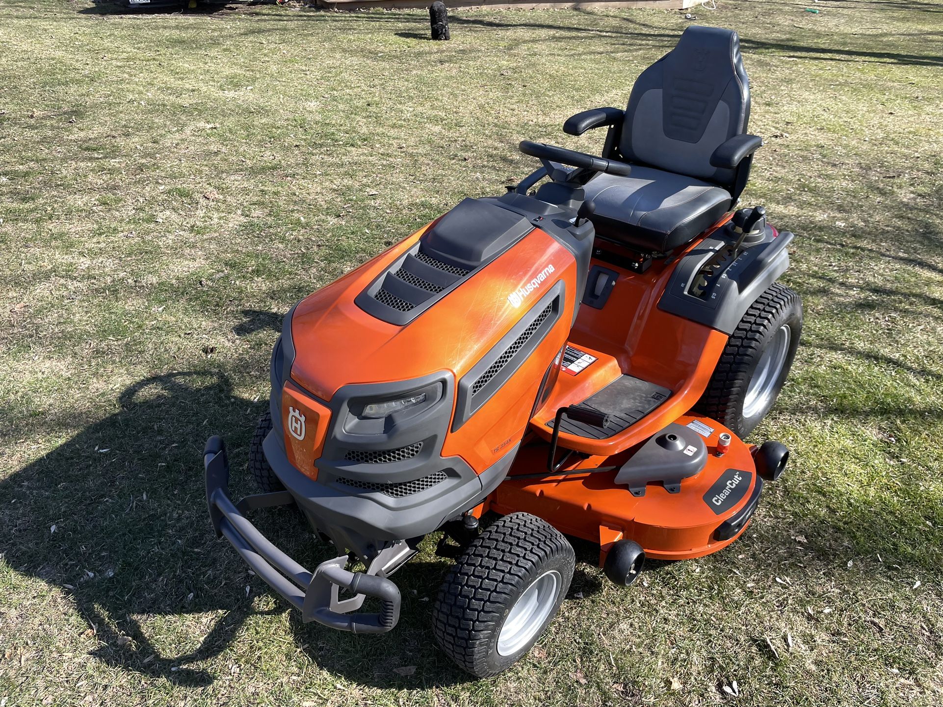 Like New Husqvarna Lawn Mower Tractor TS354x