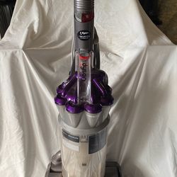 DYSON  VACUUM
