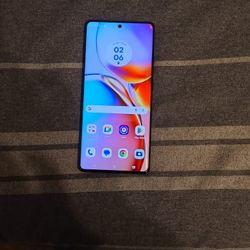Moto Edge Plus 2023