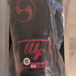 WF Boxing Gloves - 16oz NEW 