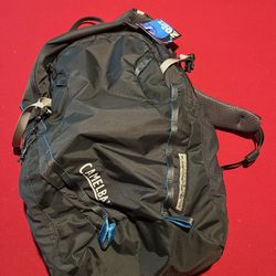 Camelback Hydration Backpack With Reservoir