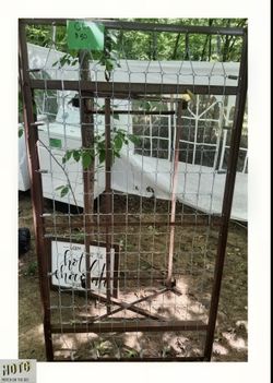 🛏️ HEAVY-DUTY METAL SLEEPING COT FOR SALE –
