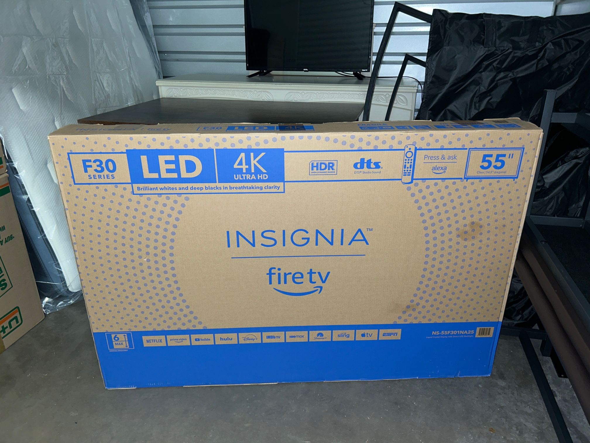Insignia Fire TV New 55”