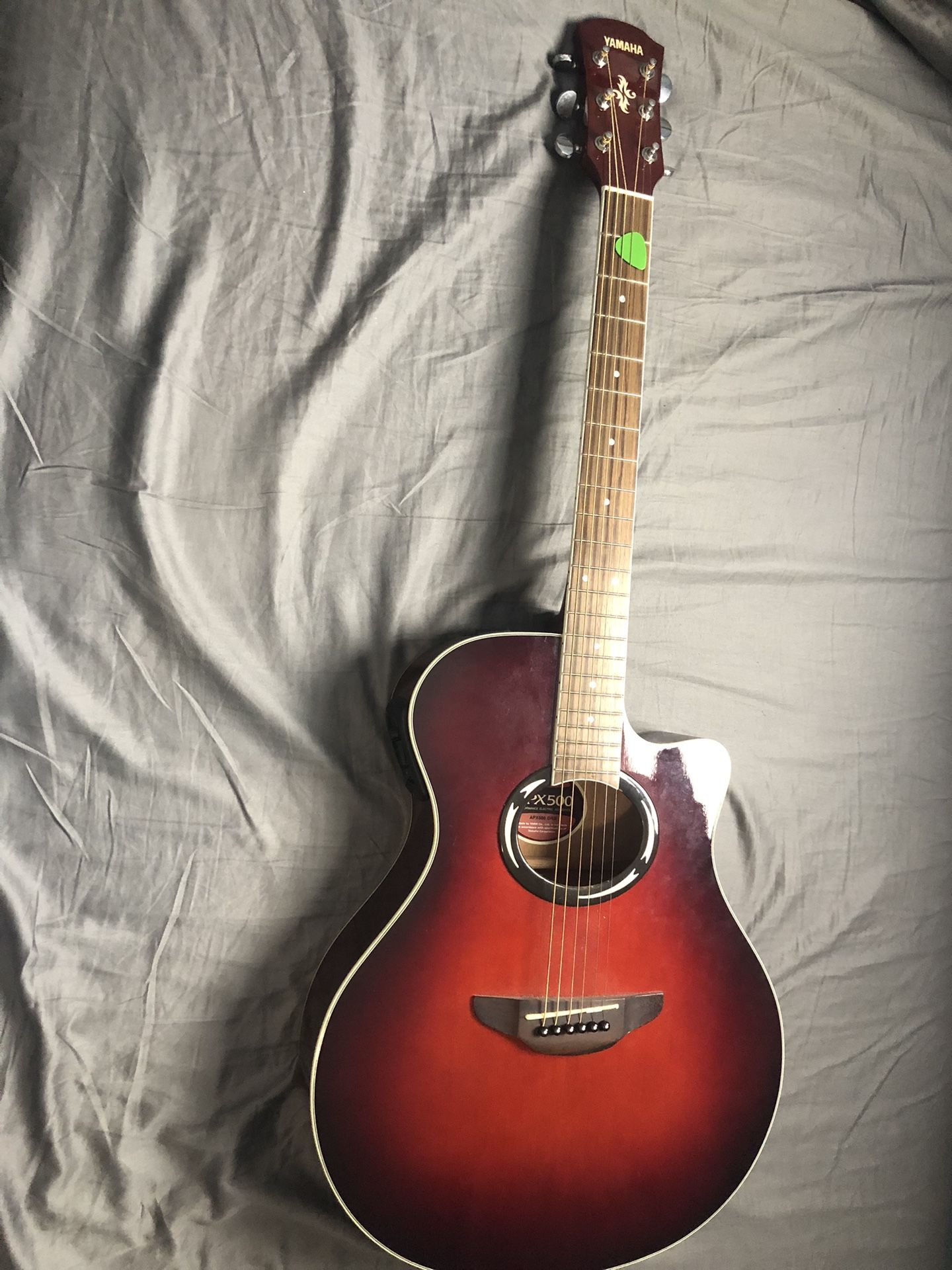 Yamaha Acoustic Electric Guitar