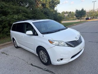 2012 Toyota Sienna