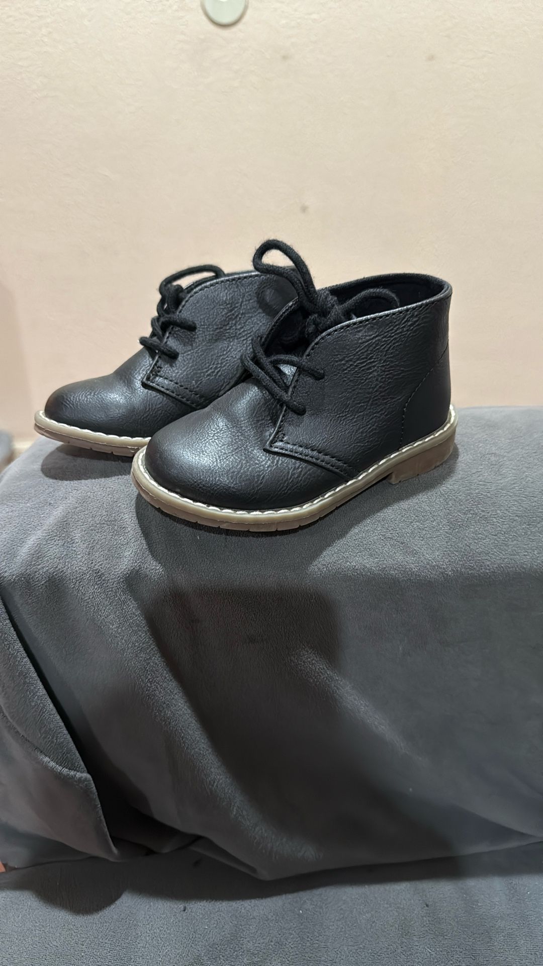 Children’s Place Boots Boys Size 7c