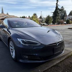 2017 Tesla Model S 60D - Free Supercharging