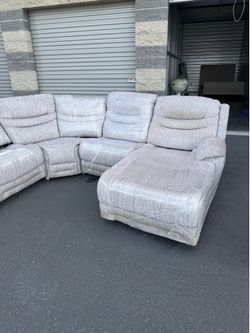 2024 RECLINING COUCH - MOVING!