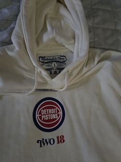 NBA mitchellnsss pistons hoodie