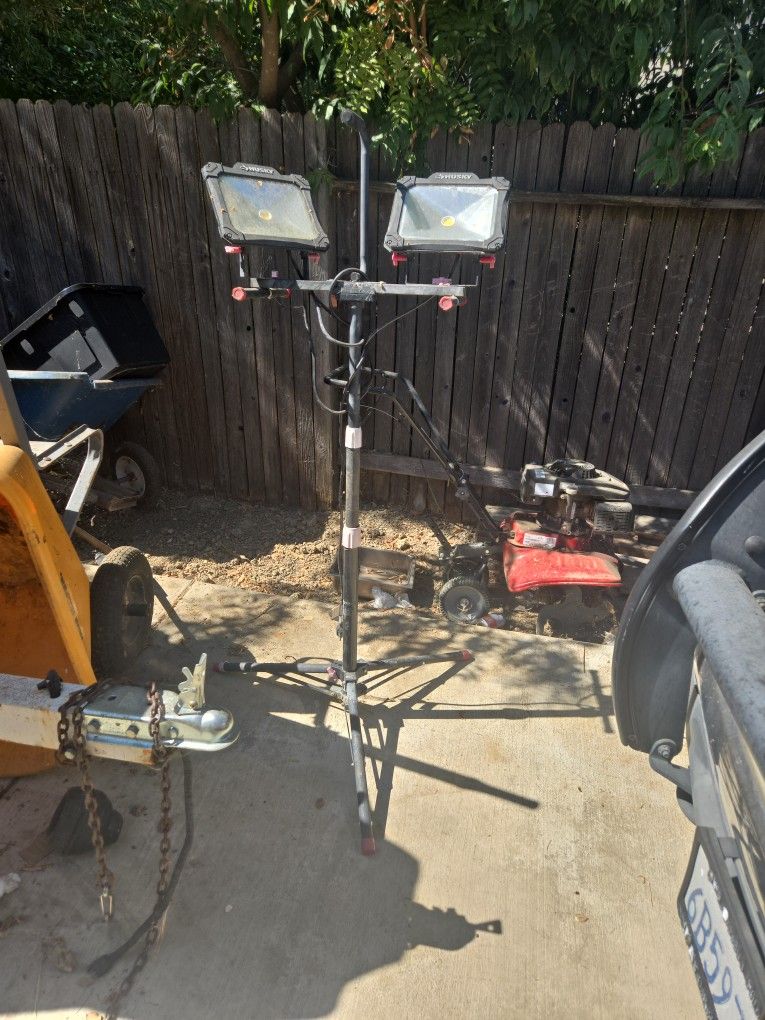 Husky LED Light With Stand