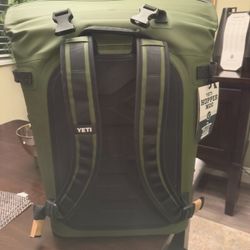 Yeti Hopper M20 Cooler Backpack 