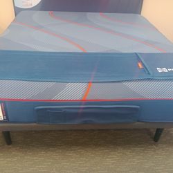 Sealy Posturepedic Elite Hybrid Highpoint