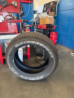 Bridgestone Dueler 275/55R20