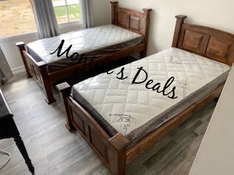 2 Twin Beds w/ Mattresses 