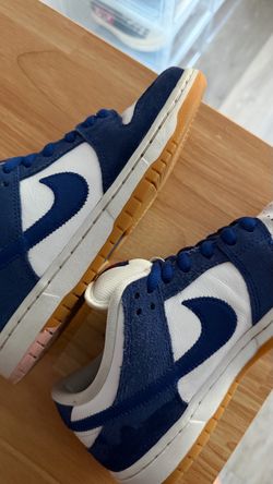 Nike SB Dunk Low Pro “Navy Gum” Size 6.5 Men’s – Navy/White – Extra Laces