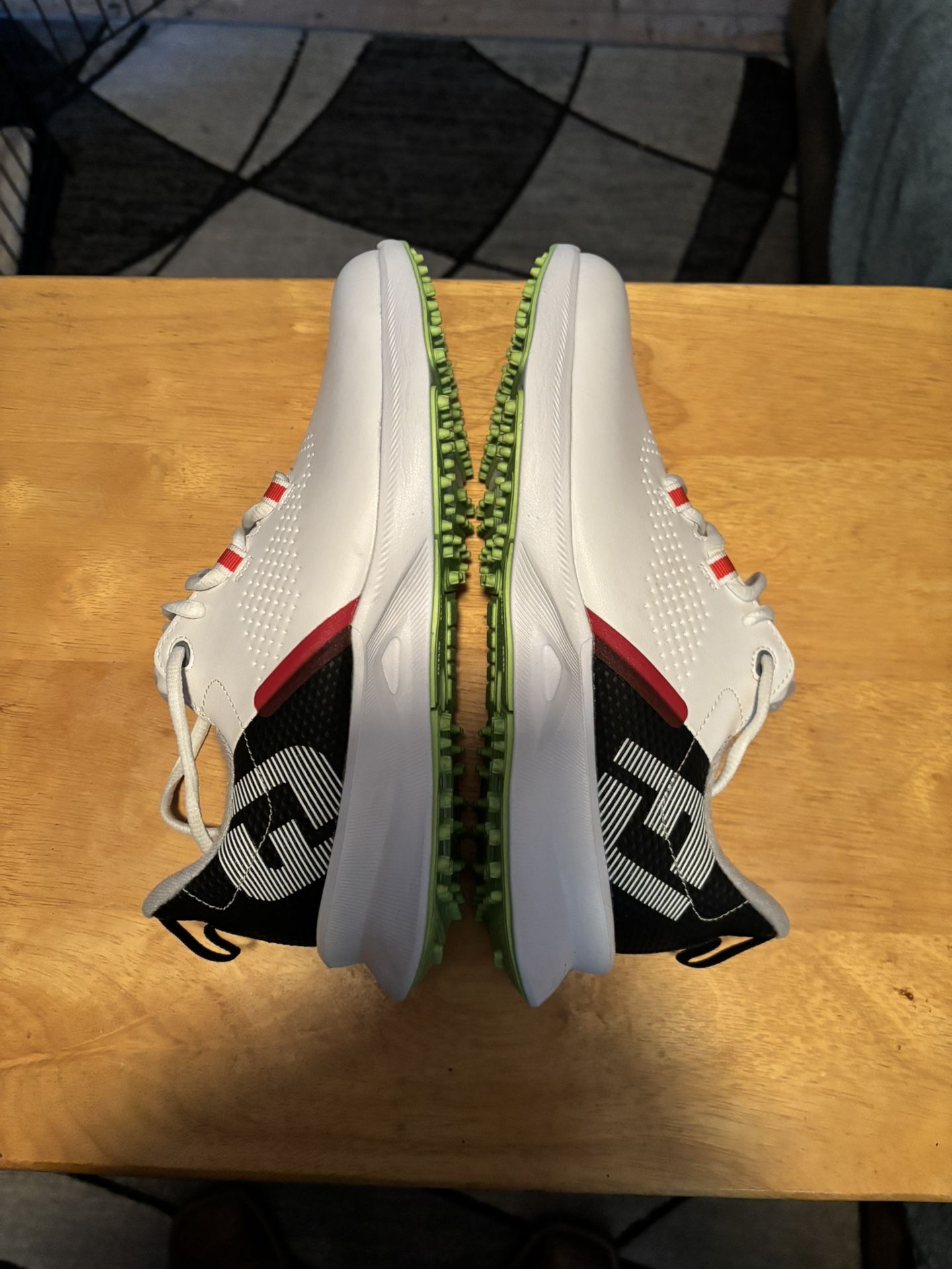 Foot Joy Spikeless Golf Shoes Size 5M