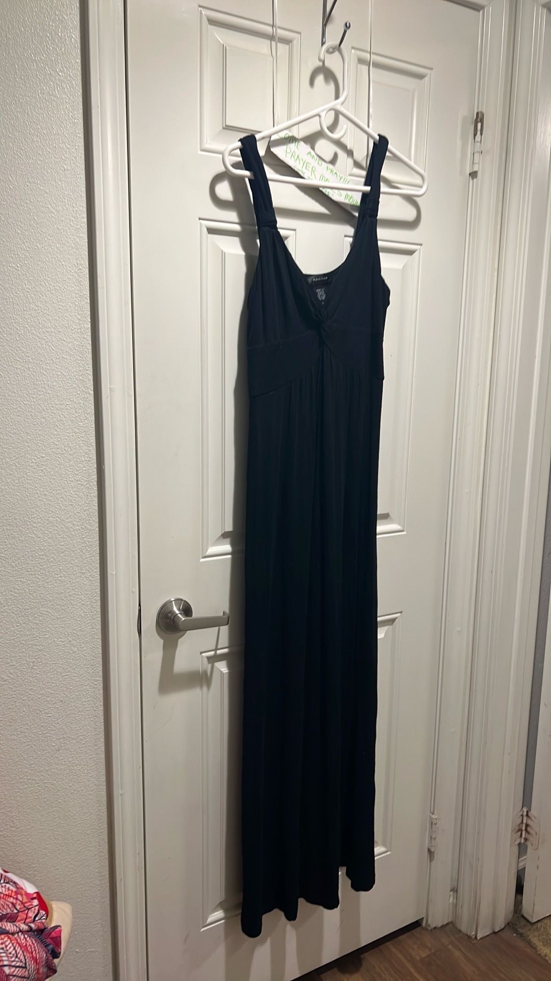 Women’s dress