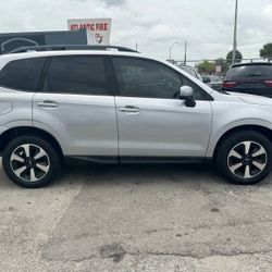 SUBARU FORESTER PREMIUM 